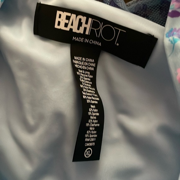 Beach Riot Dede One Piece Swimsuit - Picture 5 of 7